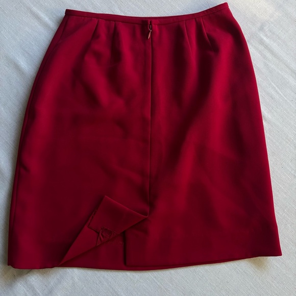 Kasper Rich Red Blazer & Skirt Suit Set Women’s Size 4 | Career Officewear - Picture 8 of 15